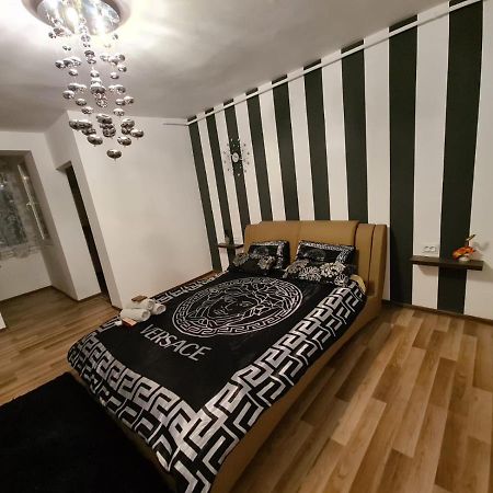 Apartament Cristina Deva Ngoại thất bức ảnh