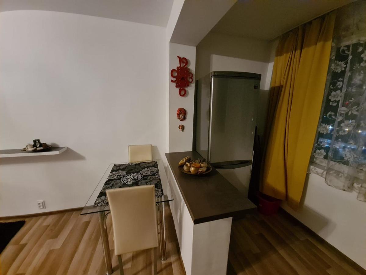 Apartament Cristina Deva Ngoại thất bức ảnh