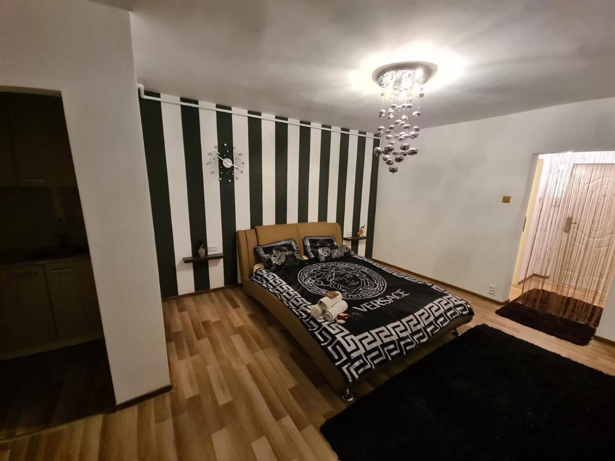 Apartament Cristina Deva Ngoại thất bức ảnh